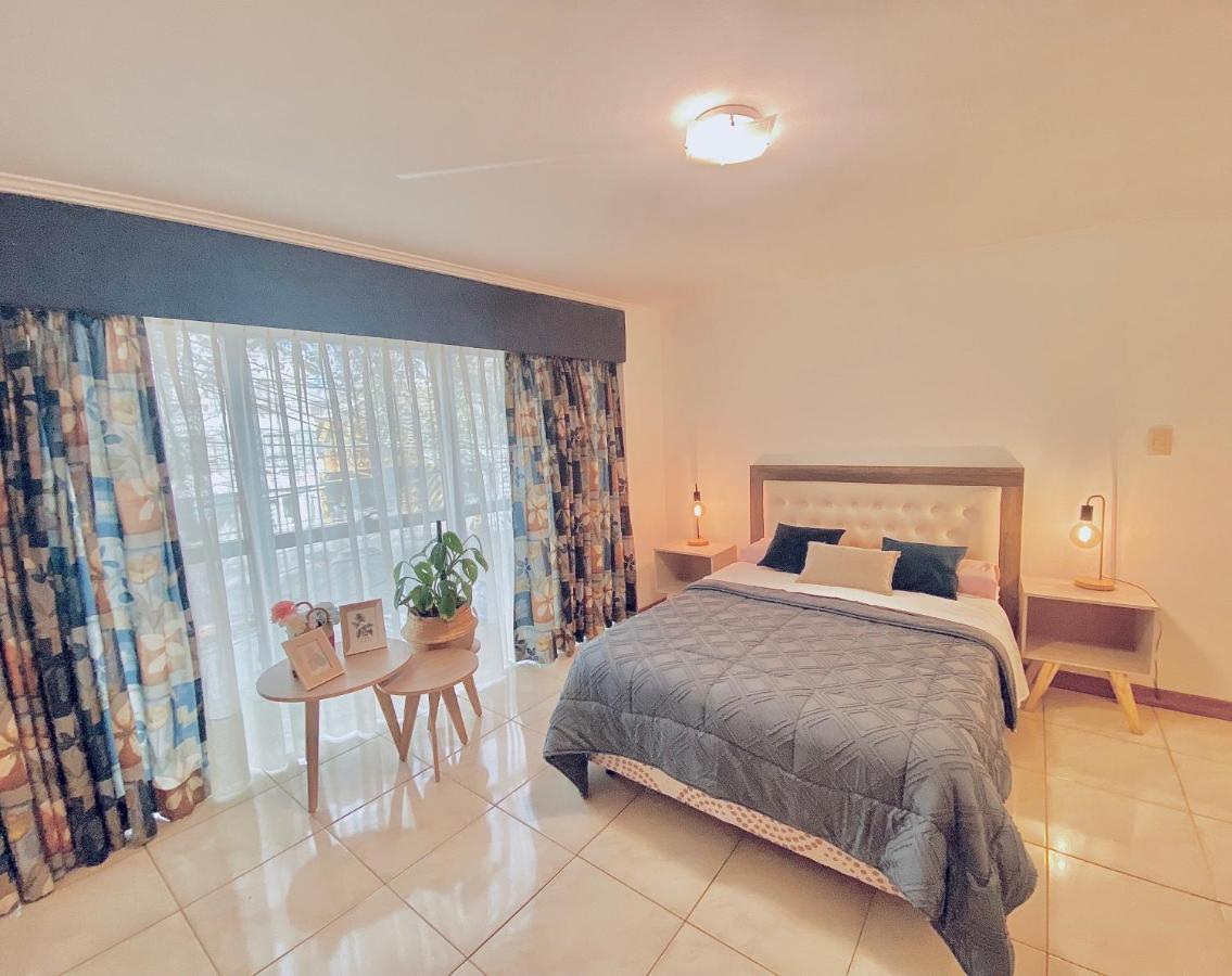 Mendoza Suites 3 -Parking Disponible- Eksteriør bilde